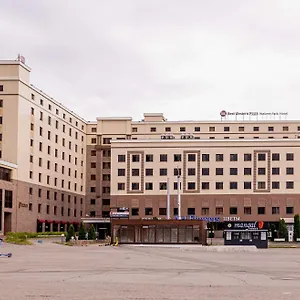 Hotel Western Atakent Park, Almaty